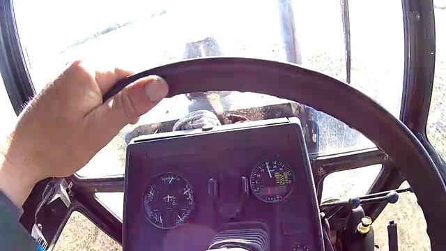 Химическая обработка полей на МТЗ-1221. смотреть онлайн