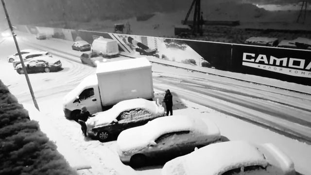 В АЭРОПОРТ!💥/ В КРАСНОДАРЕ СНЕГ, РЕДКОЕ ЯВЛЕНИЕ. смотреть онлайн