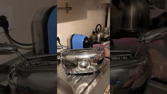 Italian toaster how to смотреть онлайн