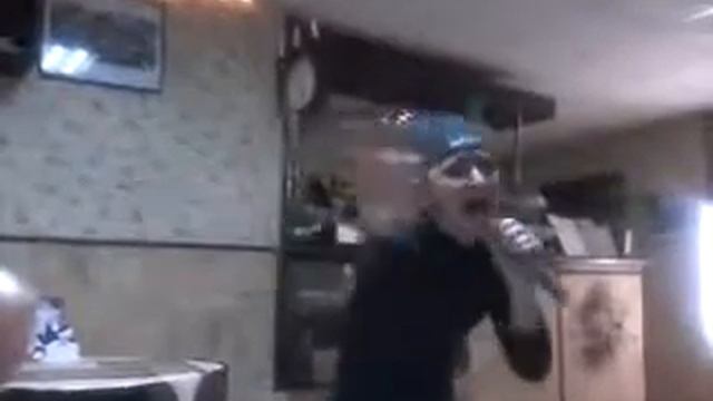Исфандияр, лучший танцор года смотреть онлайн