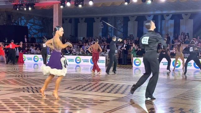 Ilya Sizov - Veronika Tamarova | Cha-cha-cha | World Cup 2022 | WDC Amateur Latin смотреть онлайн