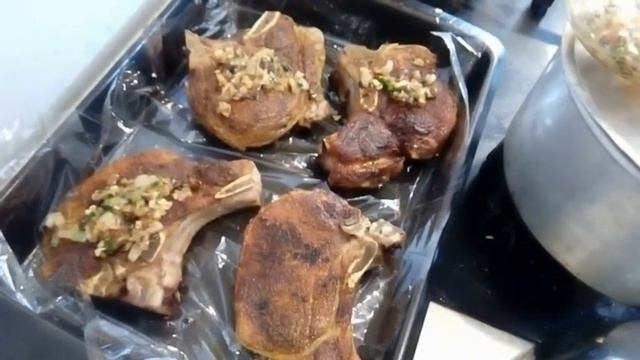 Как жарить стейк медиум из антрекота смотреть онлайн