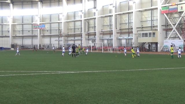 Турнир в Казани Чайка - СШ Савиново (Казань) Счёт 1 - 1 (25.03.2021) смотреть онлайн