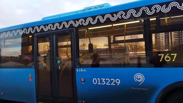 Разные автобусы на остановке Боровское шоссе, 20 смотреть онлайн