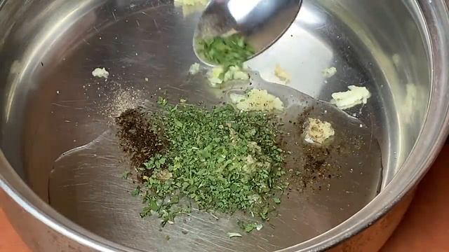 ПИЦЦА на сковороде за 5 минут_Быстрый рецепт пиццы Быстрая запеканка из ЧЕРСТВОГО ХЛЕБА на сковороде смотреть онлайн