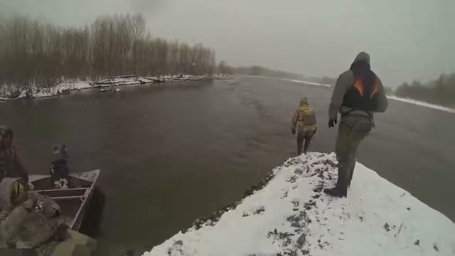 Таймень ( 30 кг ) на спиннинг Творческая студия Владимира смотреть онлайн