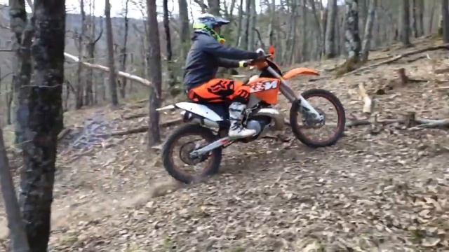 LES MEILLEURS 250 CROSS (2 TEMPS) смотреть онлайн