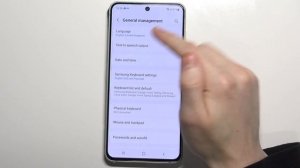 Как включить русский язык системы Samsung Galaxy S21 FE