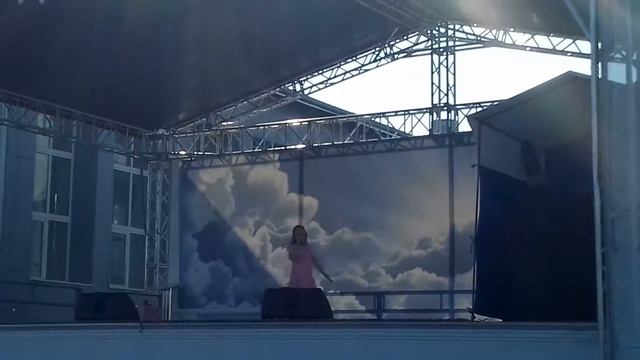 Алена Пышная -"Любовь спасет этот мир" смотреть онлайн