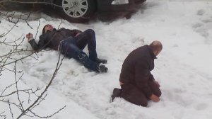 Пьяные мужики.