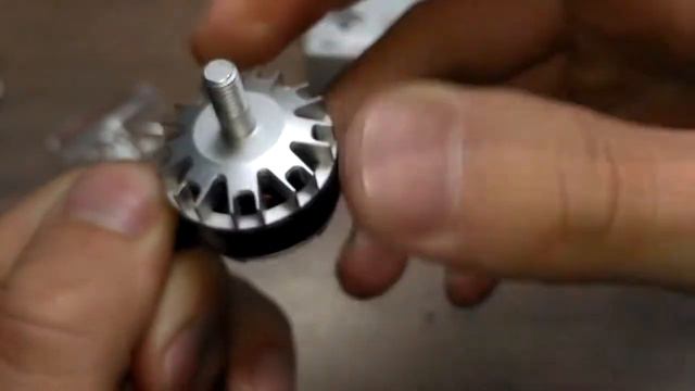 BrotherHobby Tornado T2 2206 2300kv смотреть онлайн