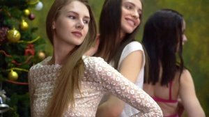 CHRISTMAS TIGHTS PARTY: Pantyhose Magazine PRO-KOLGOTKI 2017-12(1)