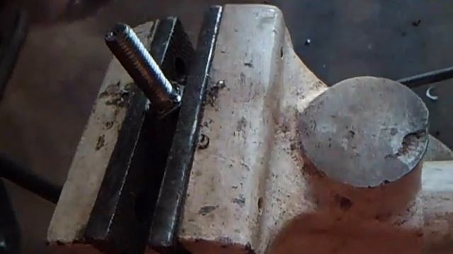 MOTOLAND MIKILON 150. Ремонт пластикового мотоциклетного бензобака своими руками. смотреть онлайн