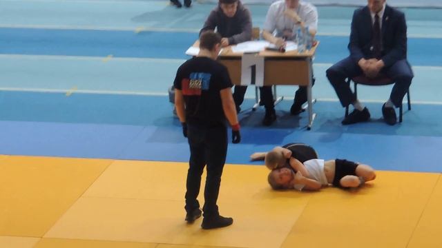 Копия видео "байкал арена 2018.апрель. вольная борьба.манкеев андрей" смотреть онлайн