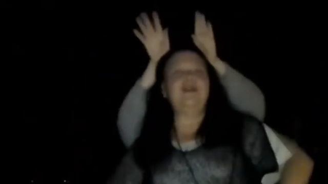 Прогулка в парке//чем закончилось)) смотреть онлайн