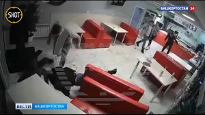Жестокое избиение троих мужчин в кафе в Башкирии попало на видео