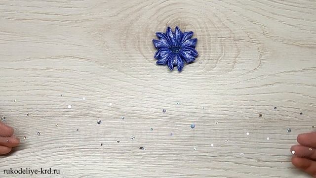 Новогодняя брошь 2021 Снежинка? Мастер класс Канзаши ? смотреть онлайн
