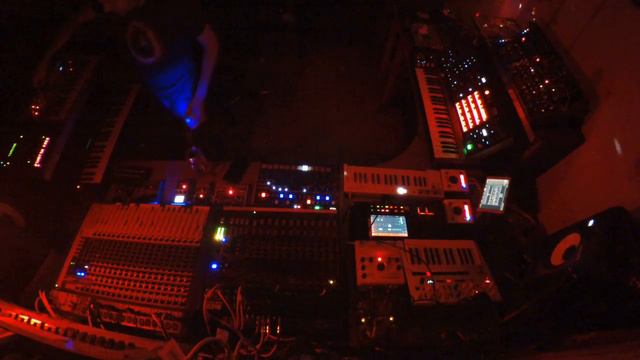 Dr. VHiBEZ - "Halloween Remix" (Drum and Bass jam #14) смотреть онлайн