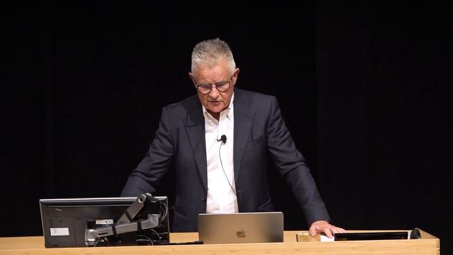 Inaugural Professorial Lecture | Professor Gerry Wilkins смотреть онлайн