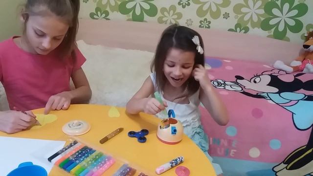 Glitter Glue Paint / Блестящий клей.