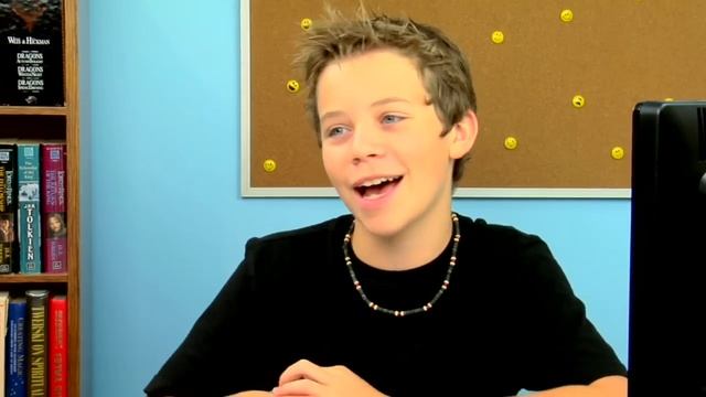 Kids React to Star Wars Kid смотреть онлайн