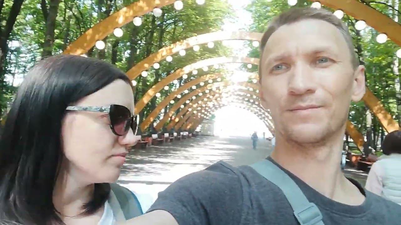 Прогулка по парку Сокольники всем семейством. Цветочки смотреть онлайн