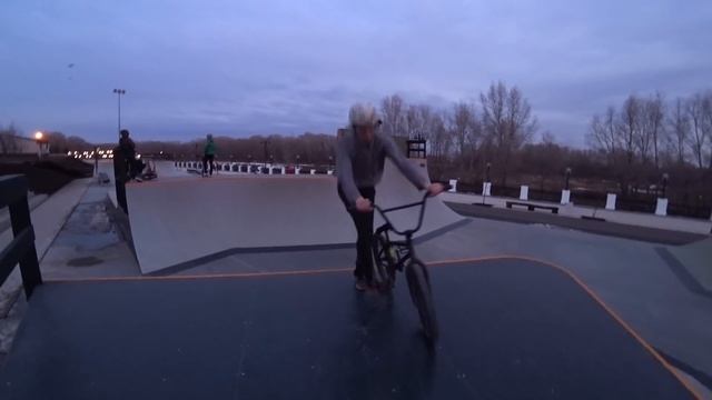 500 ПОДПИСЧИКОВ | Невероятный ТРЮК | Празднование | BMX VLOG