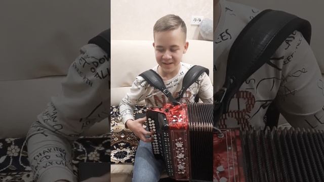 Никита Ронжин поёт песню Валерия Сёмина смотреть онлайн