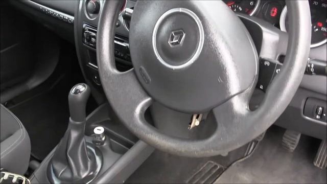 RENAULT MEGANE 1.6 PETROL 2008 - WALK ROUND REVIEW смотреть онлайн
