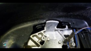 Розбирання дзеркала заднього виду - VW Touran 2.0d