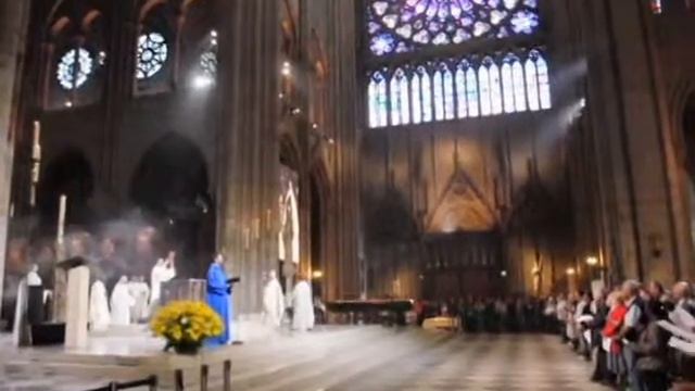 La Messe, Notre-Dame de Paris смотреть онлайн