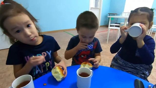Коррекционный детский сад - "Страна чудес" смотреть онлайн