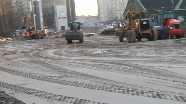 Building on the germans graves and peoples bones in Kaliningrad (cтройка на костях людей) смотреть онлайн