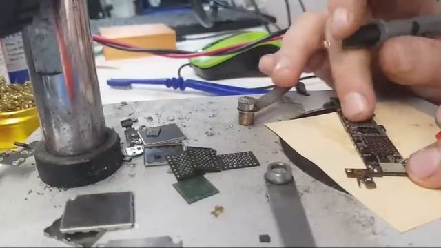 IPhone 5s Катали Нанд Не Вкл смотреть онлайн