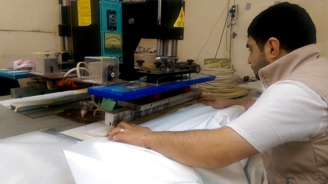 Огарпунивание натяжного потолка смотреть онлайн