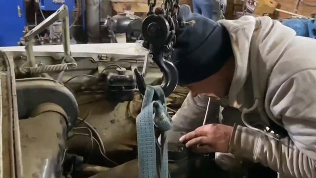 УШАТАЛИ ДВИГАТЕЛЬ Волга21 ГАЗ смотреть онлайн