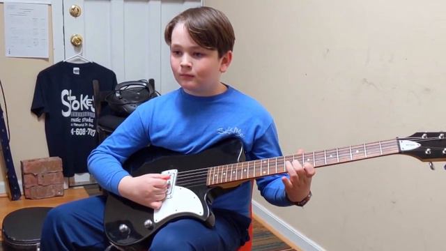 Colton using the JamMan looper to play both parts! смотреть онлайн