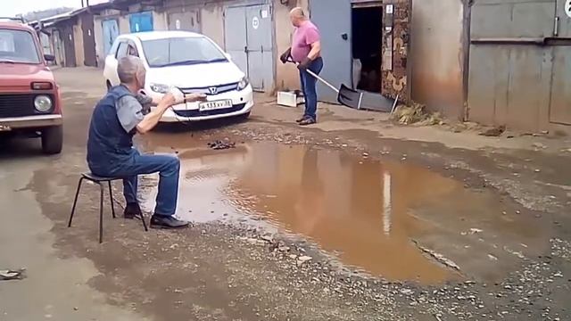 От гаража до озёра не долеко!! смотреть онлайн