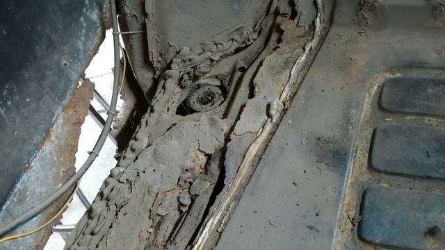 1981 Monte Carlo Interior Trunk Repair Part 1 смотреть онлайн