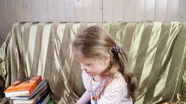 Подарки от Гарри Поттера из Хогвардса для Августины 3. Полумна и Слизерен. смотреть онлайн