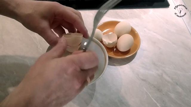 СМАЧНА ЗАКУСКА з вафельних коржів. КАРТОПЛЯНИЙ РУЛЕТ з СОСИСКОЮ. Просто і смачно смотреть онлайн
