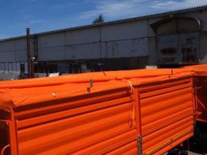 Зерновоз полог с наматывающим устройством