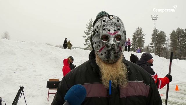 «ДляСвоих: с заботой о каждом»: соревнования по хоккею в валенках на снегу на «Карельском окатыше»