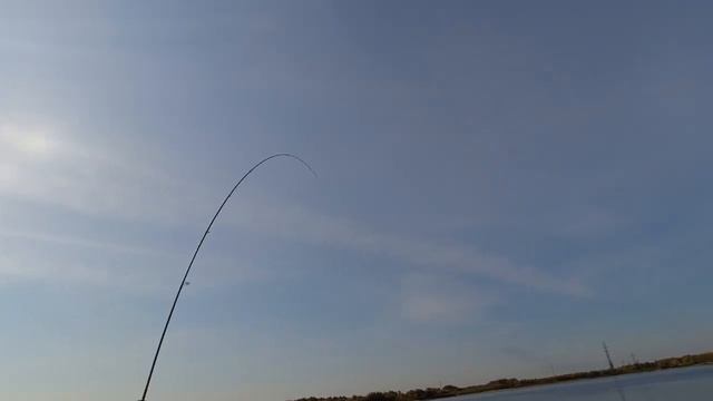 Поиски судака, щуки HumminbirdОМ solix 10! Тест Спиннинга Relax Dictator. смотреть онлайн