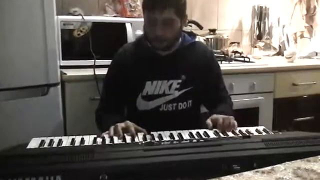 Виктор красиво играет