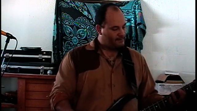 Practicising on my Ibanez RD707 Bass Guitar. смотреть онлайн