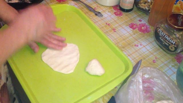 Лепим ПИРОЖКИ!! Как лепить ПИРОЖКИ. смотреть онлайн