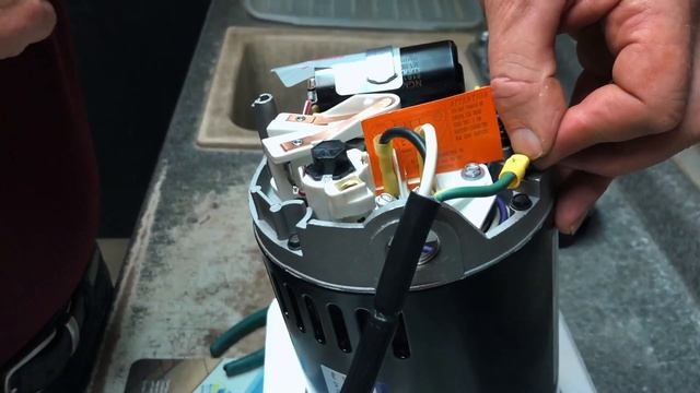 How to Wire the Motor on a Swimming Pool Pump | Quick and Easy! смотреть онлайн