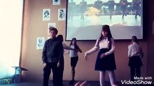 Выступление всех ютуберов нашего класса инсценирываная военная песня " Темная ночь"