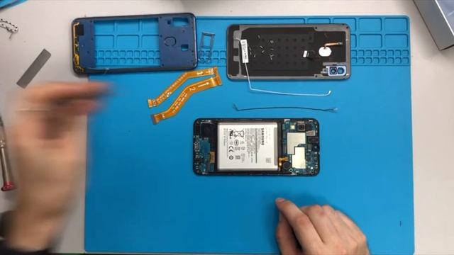 Разборка Samsung Galaxy A30 SM-A305F / Samsung Galaxy A30 Teardown